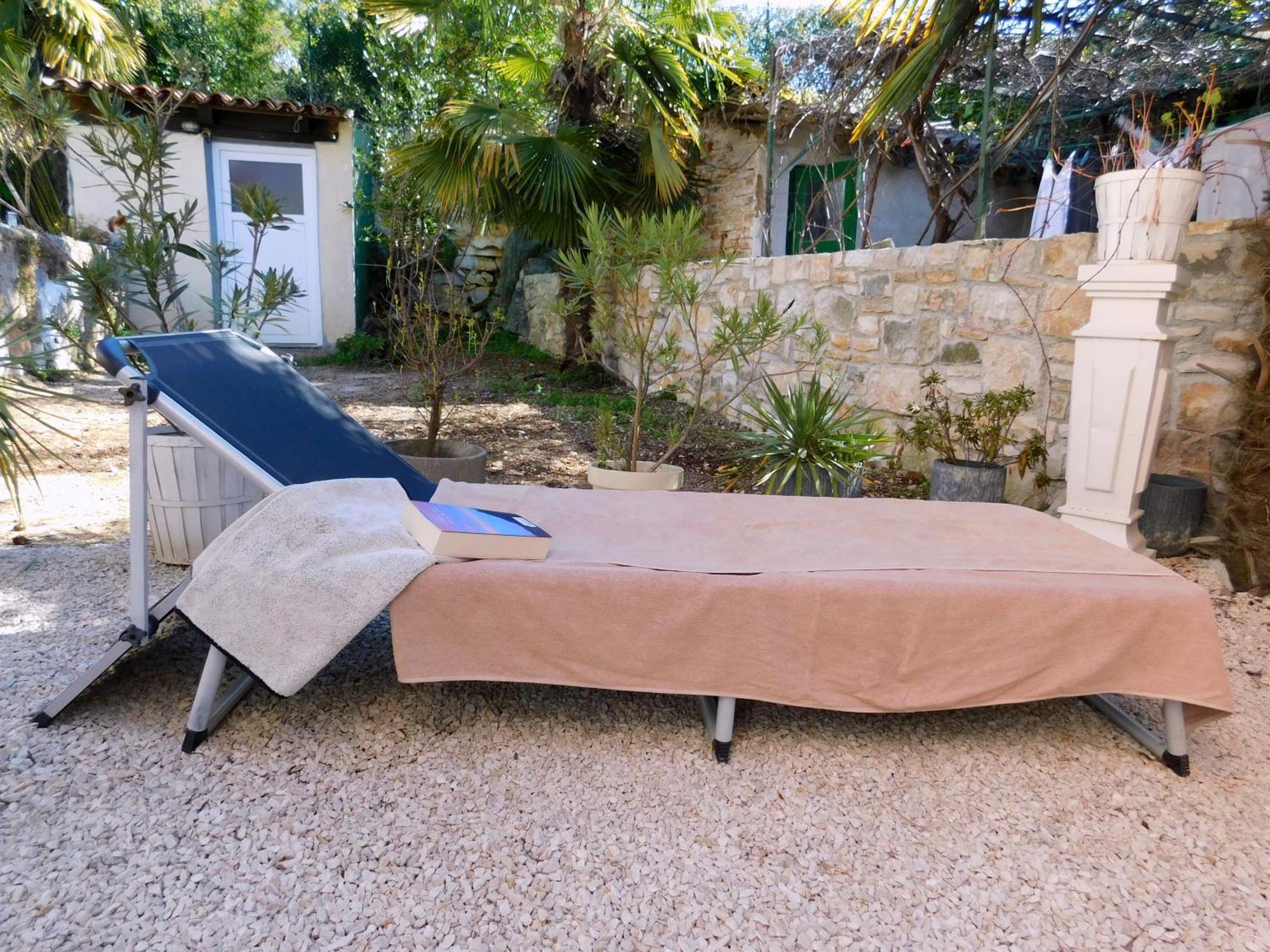 Bezauberndes Steinhaus Mit Garten In Der Altstadt Von روفينج المظهر الخارجي الصورة